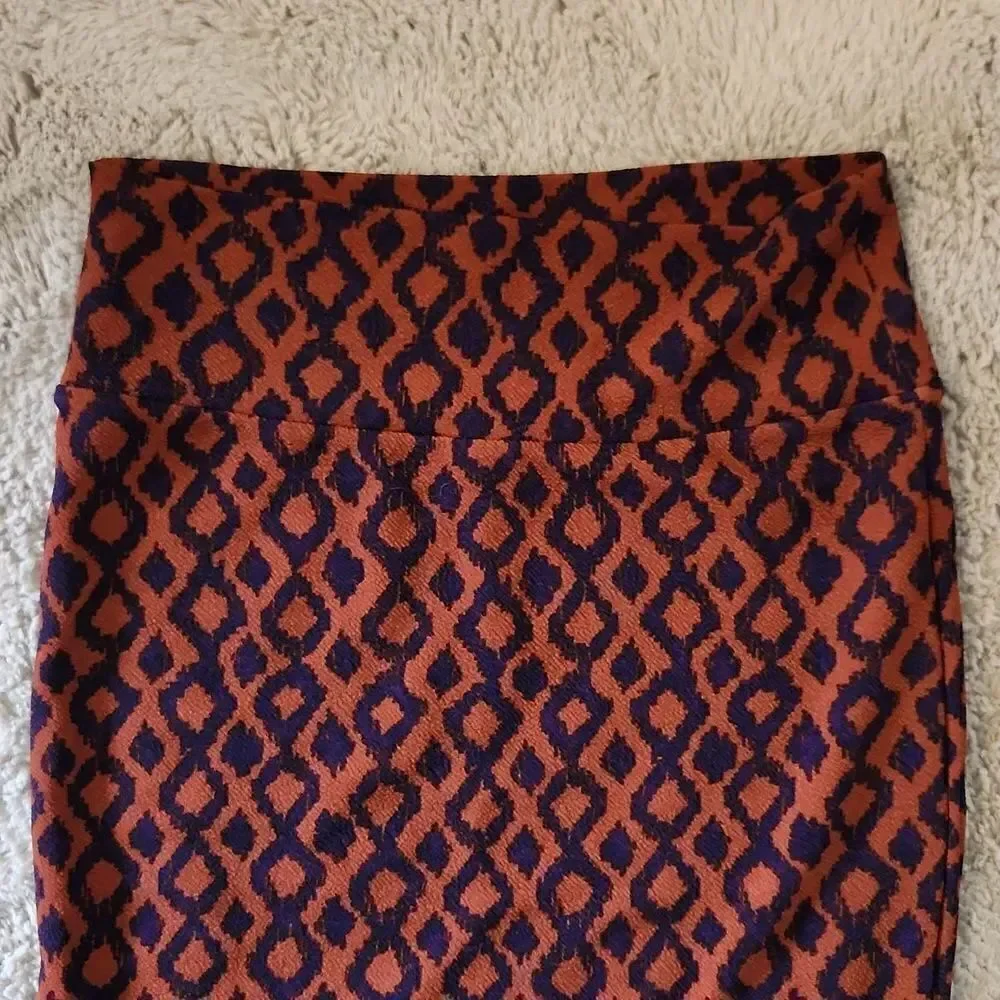 Lularoe stretchy small ladies skirt